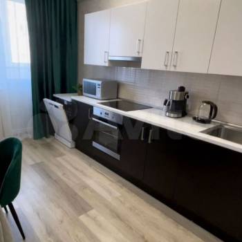 Сдается 1-комнатная квартира, 47,1 м²