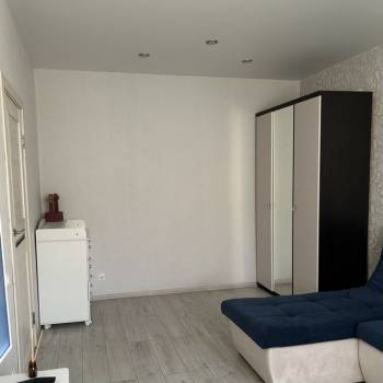 Сдается 1-комнатная квартира, 35 м²
