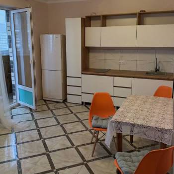 Сдается 1-комнатная квартира, 45 м²