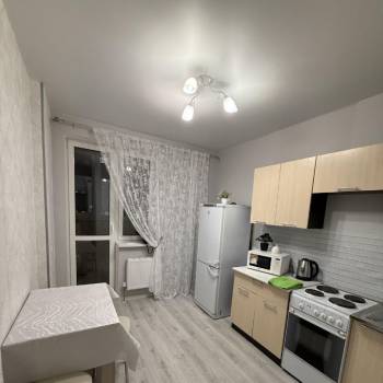 Сдается 1-комнатная квартира, 38 м²