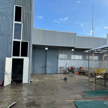 Сдается Нежилое помещение, 250 м²