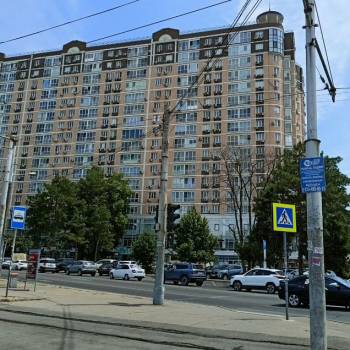 Сдается 1-комнатная квартира, 40 м²