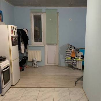 Продается 1-комнатная квартира, 47 м²