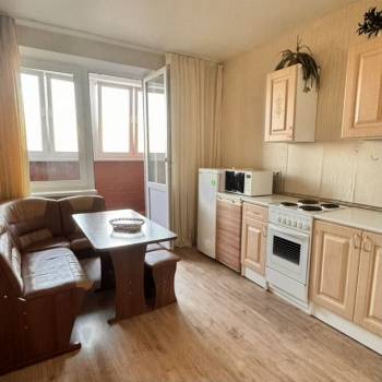 Сдается 1-комнатная квартира, 44 м²