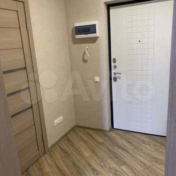 Продается 1-комнатная квартира, 32 м²