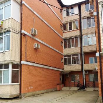 Сдается 2-х комнатная квартира, 74 м²