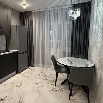 Сдается 1-комнатная квартира, 37 м²