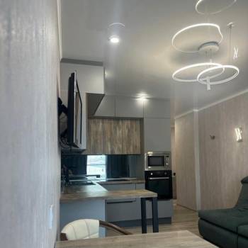 Продается 1-комнатная квартира, 52 м²