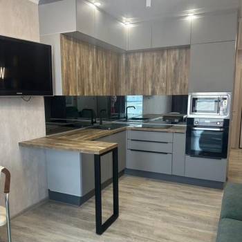 Продается 1-комнатная квартира, 52 м²