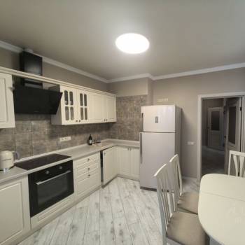 Сдается 1-комнатная квартира, 47 м²