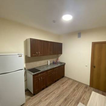 Сдается 1-комнатная квартира, 37 м²