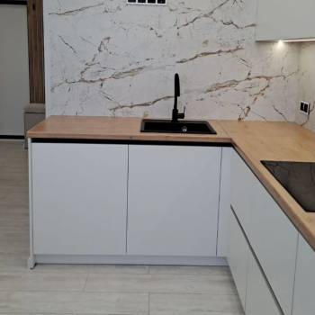 Продается 1-комнатная квартира, 32,8 м²