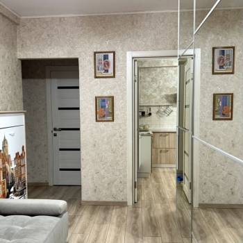 Сдается 2-х комнатная квартира, 75 м²