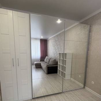 Сдается 1-комнатная квартира, 42 м²