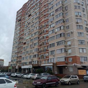 Сдается 1-комнатная квартира, 45 м²