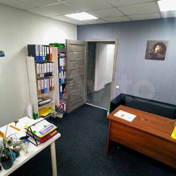 Продается Нежилое помещение, 300 м²