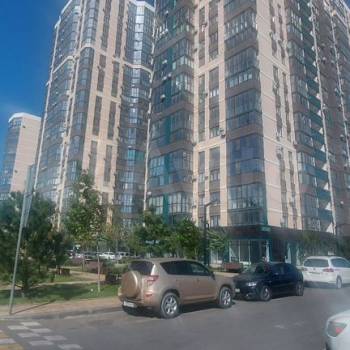 Сдается 2-х комнатная квартира, 70 м²