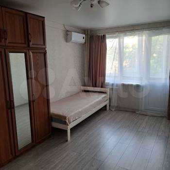 Сдается Многокомнатная квартира, 60 м²