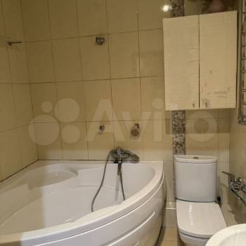 Сдается Многокомнатная квартира, 90 м²