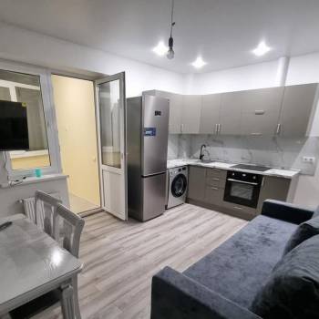 Сдается 1-комнатная квартира, 37 м²