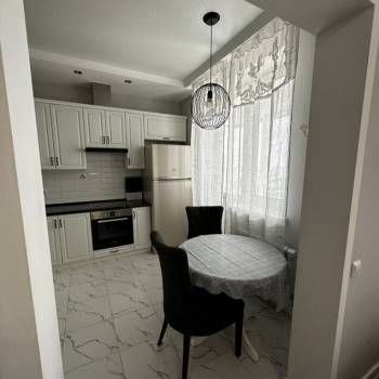 Сдается 2-х комнатная квартира, 73 м²