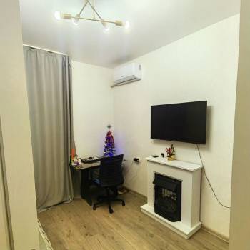 Продается 1-комнатная квартира, 32 м²