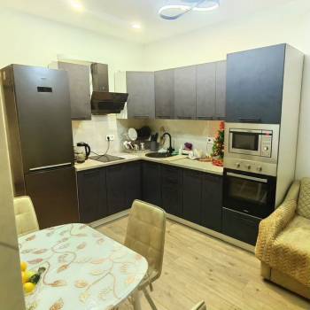 Продается 1-комнатная квартира, 32 м²
