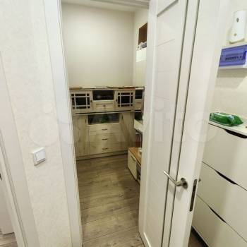 Продается 1-комнатная квартира, 32 м²