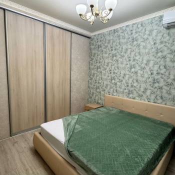 Продается 1-комнатная квартира, 48 м²