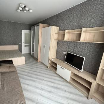 Сдается 1-комнатная квартира, 42 м²