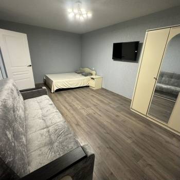 Сдается 1-комнатная квартира, 42 м²