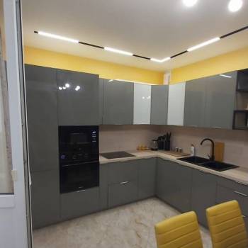 Продается 1-комнатная квартира, 42 м²