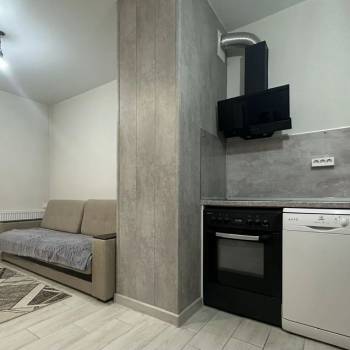 Продается 1-комнатная квартира, 37 м²