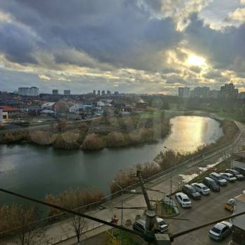 Продается 1-комнатная квартира, 50,5 м²