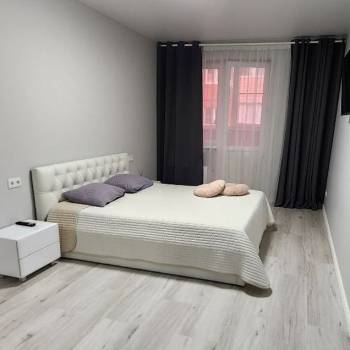 Сдается 1-комнатная квартира, 55 м²