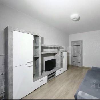 Продается 1-комнатная квартира, 35 м²