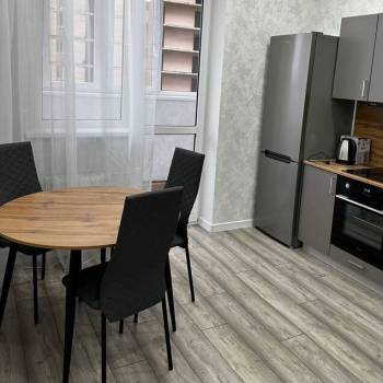 Сдается 1-комнатная квартира, 44 м²