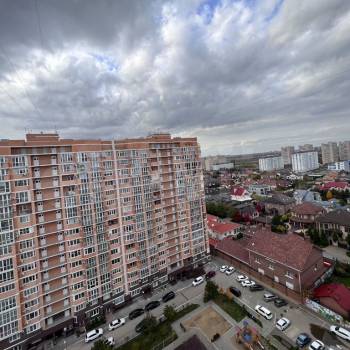 Сдается 1-комнатная квартира, 51 м²