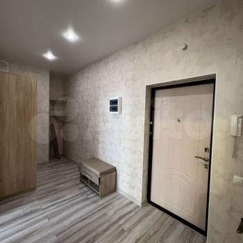 Сдается 1-комнатная квартира, 51 м²