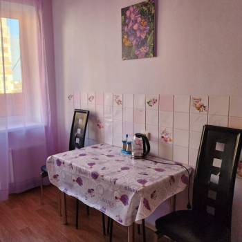 Сдается 1-комнатная квартира, 40 м²