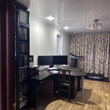 Продается Многокомнатная квартира, 94 м²