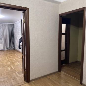 Продается Многокомнатная квартира, 94 м²