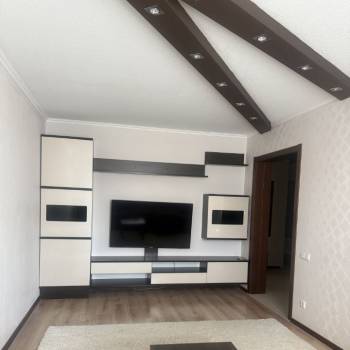 Сдается Многокомнатная квартира, 80 м²