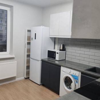 Сдается 1-комнатная квартира, 38,7 м²