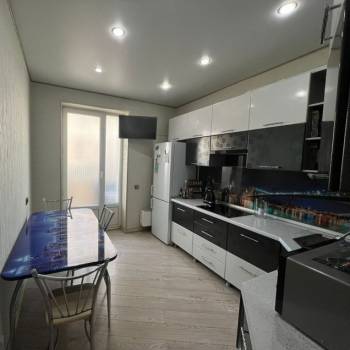 Сдается 1-комнатная квартира, 37,1 м²