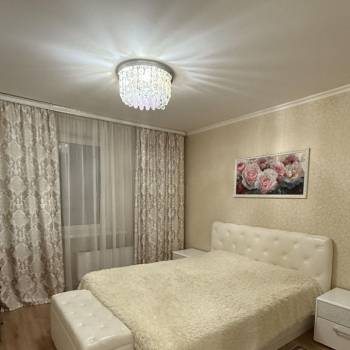 Сдается 2-х комнатная квартира, 65 м²