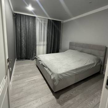 Сдается Многокомнатная квартира, 80 м²