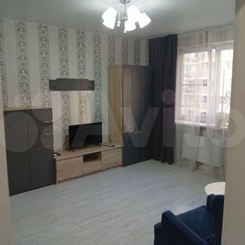 Сдается 1-комнатная квартира, 42 м²