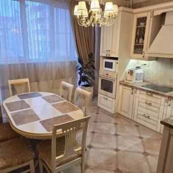 Продается 2-х комнатная квартира, 62 м²