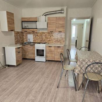 Сдается 1-комнатная квартира, 44 м²